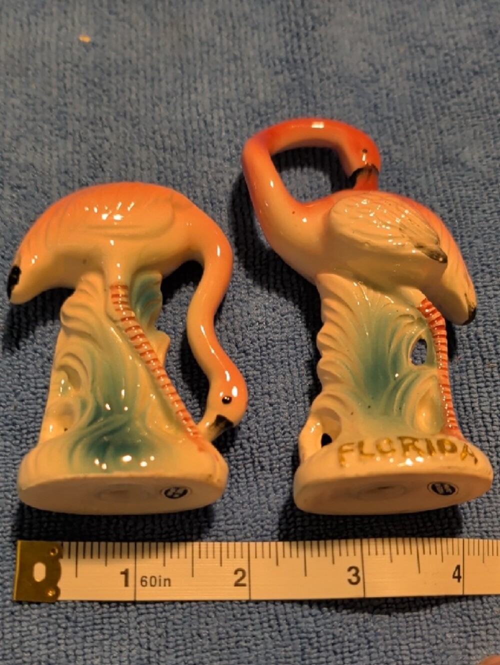 Vintage Pink Flamingo Florida Souvenir Salt & Pepper - Picture 2 of 8